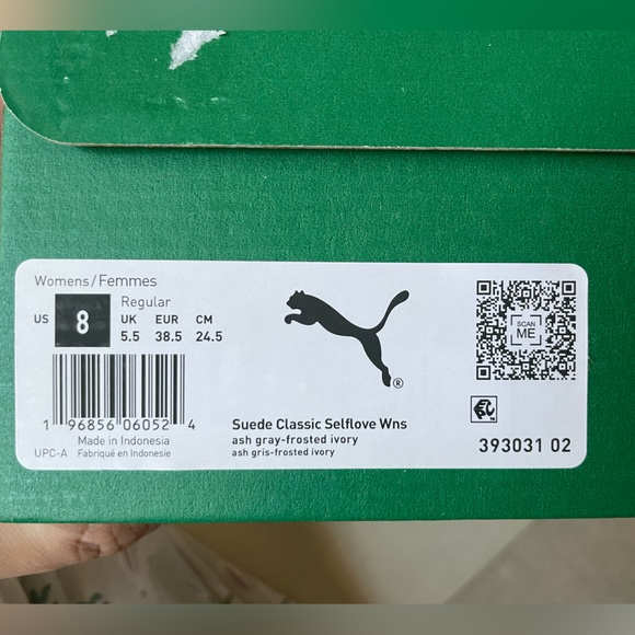 Puma Suede Classic Selflove Sneakers - Picture 12 of 12